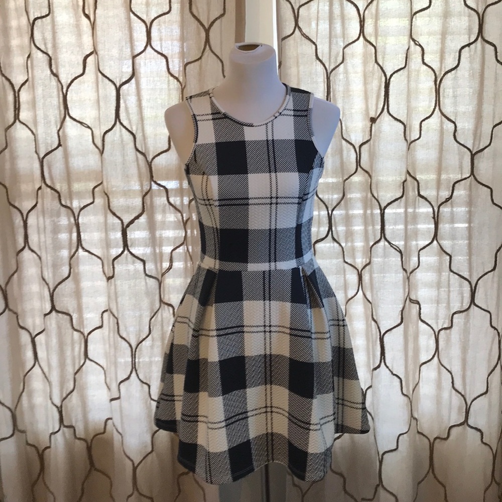 Akira red label black and white checkered dress